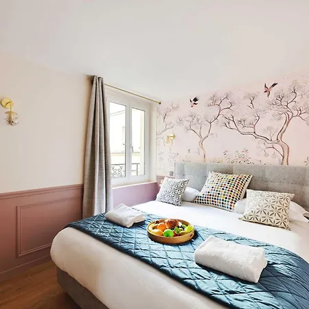 Beautiful 2br - 4p Republique Temple *