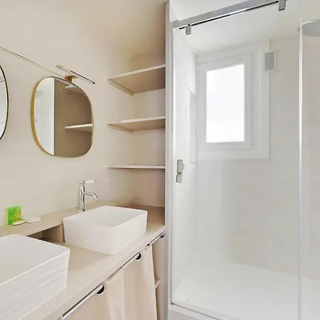 Apartment Beautiful 2br - 4p Republique Temple